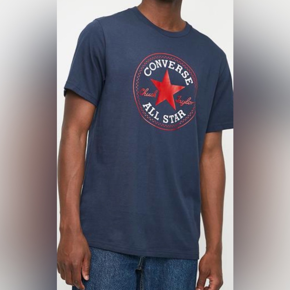 Converse Men's Navy Blue T-Shirt M